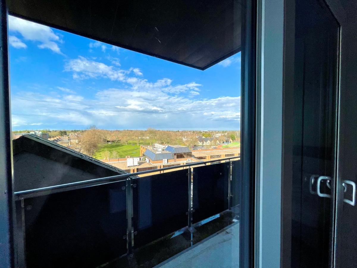 Bayard Plaza Penthouse Apartments By Elegance Living Peterborough Exterior photo